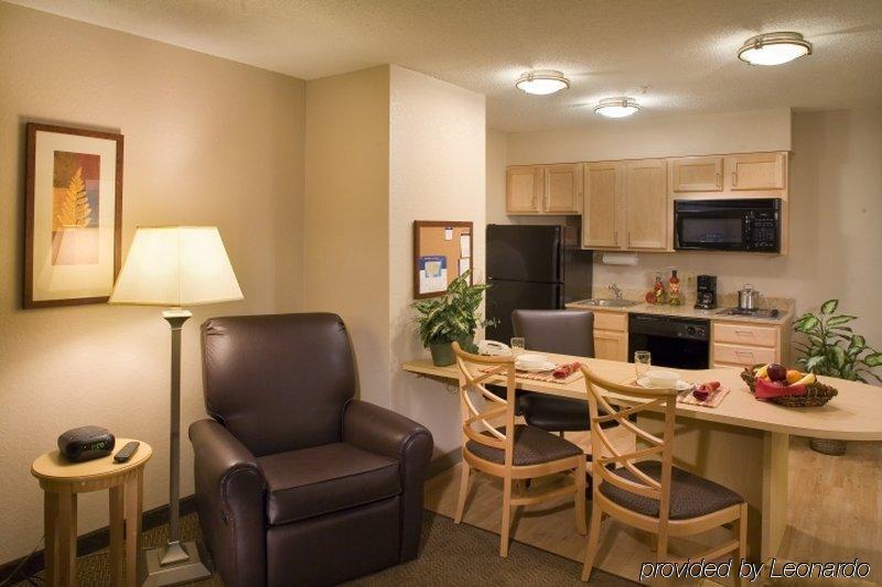 Express & Englewood - Denver South By Ihg