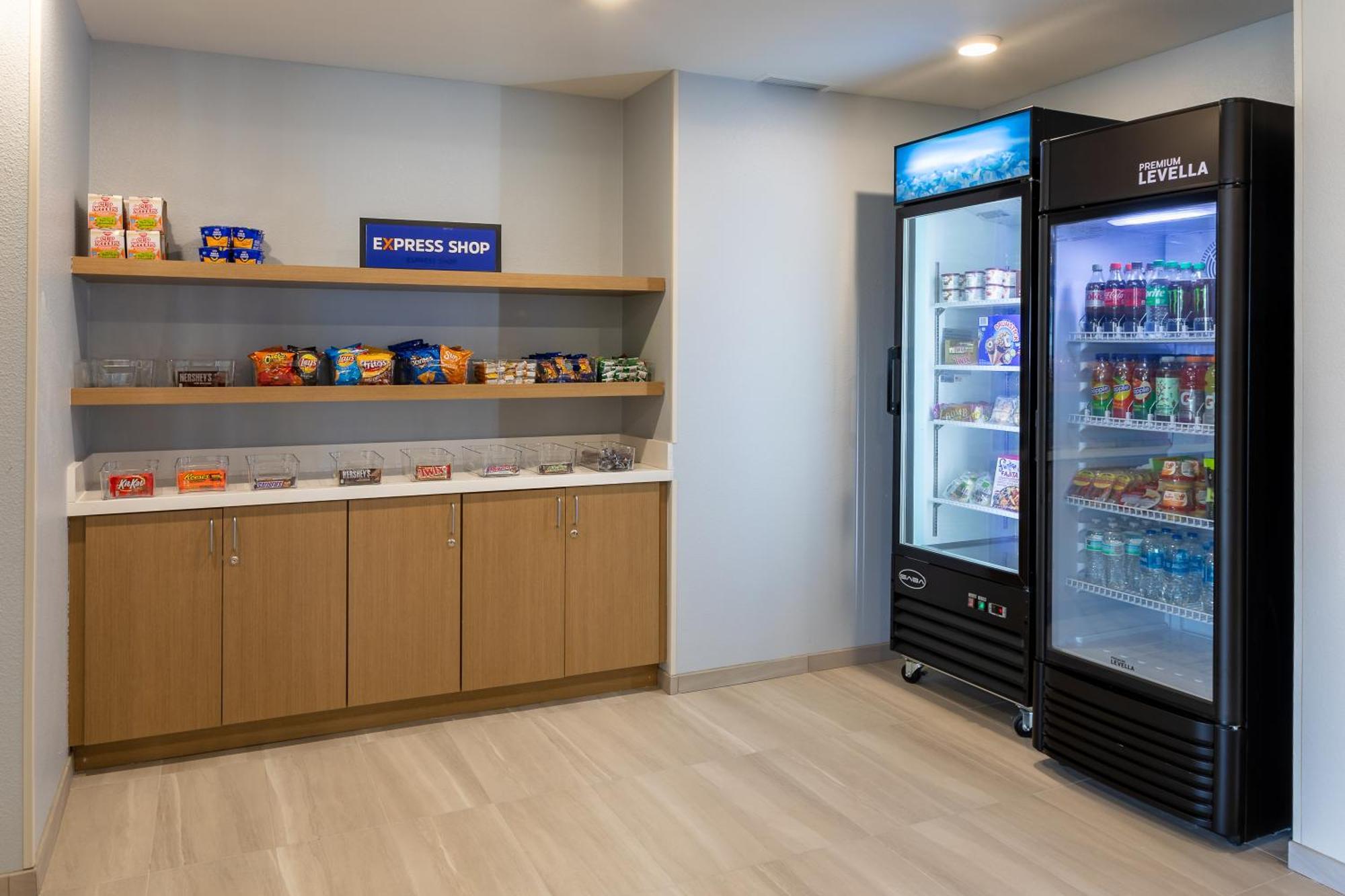 Express & Englewood - Denver South By Ihg Hotel 2*